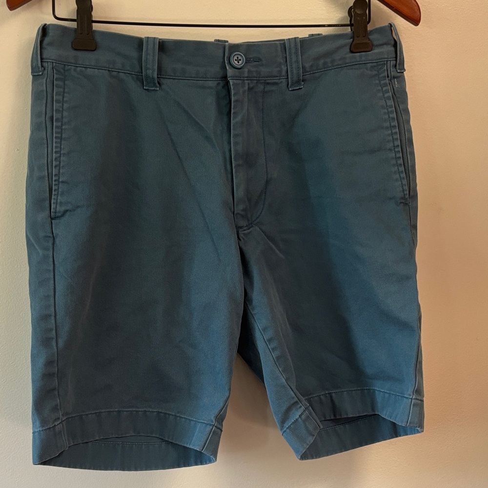 J. Crew Men's Blue Flat Front Shorts sz 31 inseam 9 inch